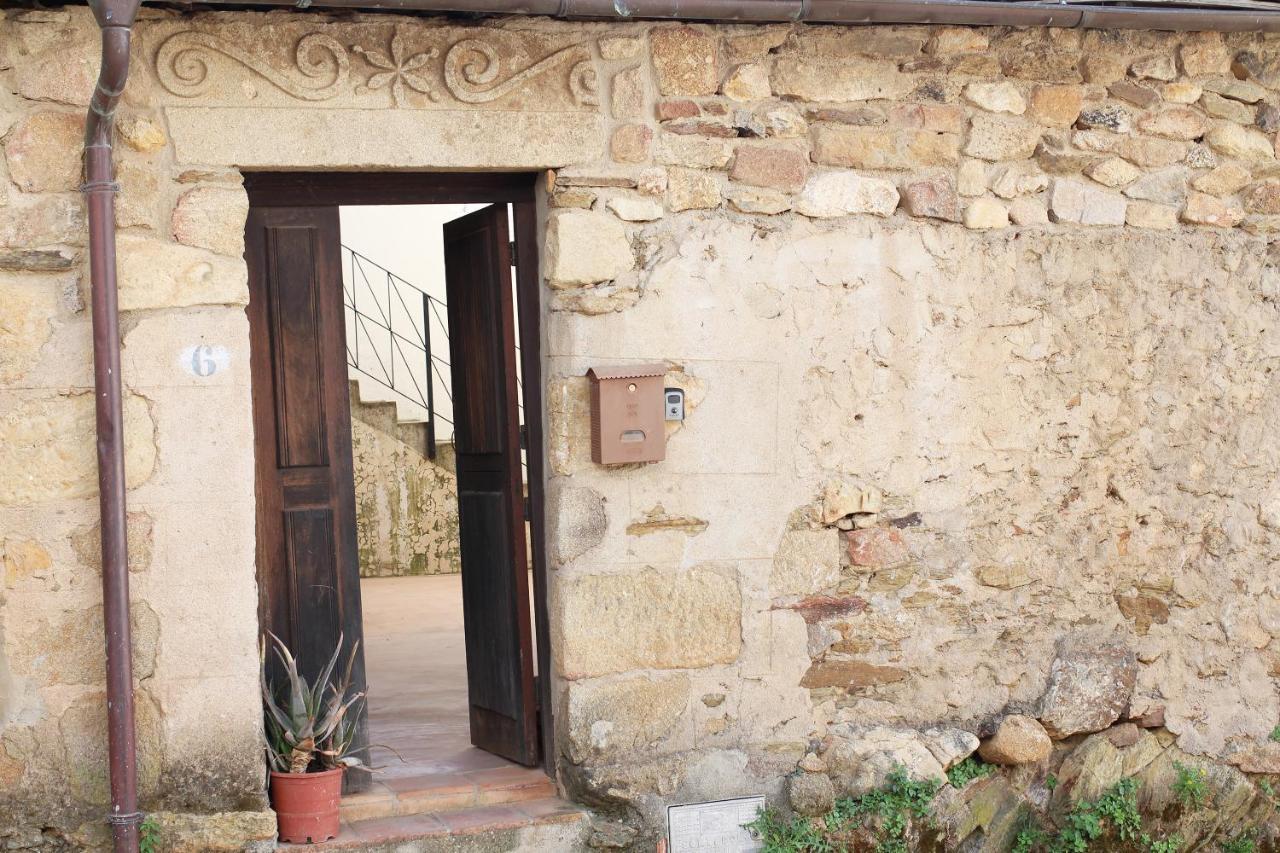 דירות Perales del Puerto El Reposo De La Grulla מראה חיצוני תמונה
